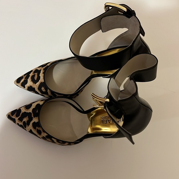 Michael Kors WOMENS SIZE 9 Black Brinkley Strap Calf Hair Leather Heels Buckle - Picture 3 of 11